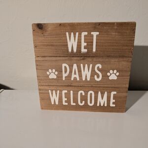 Wooden Pet Welcome Sign